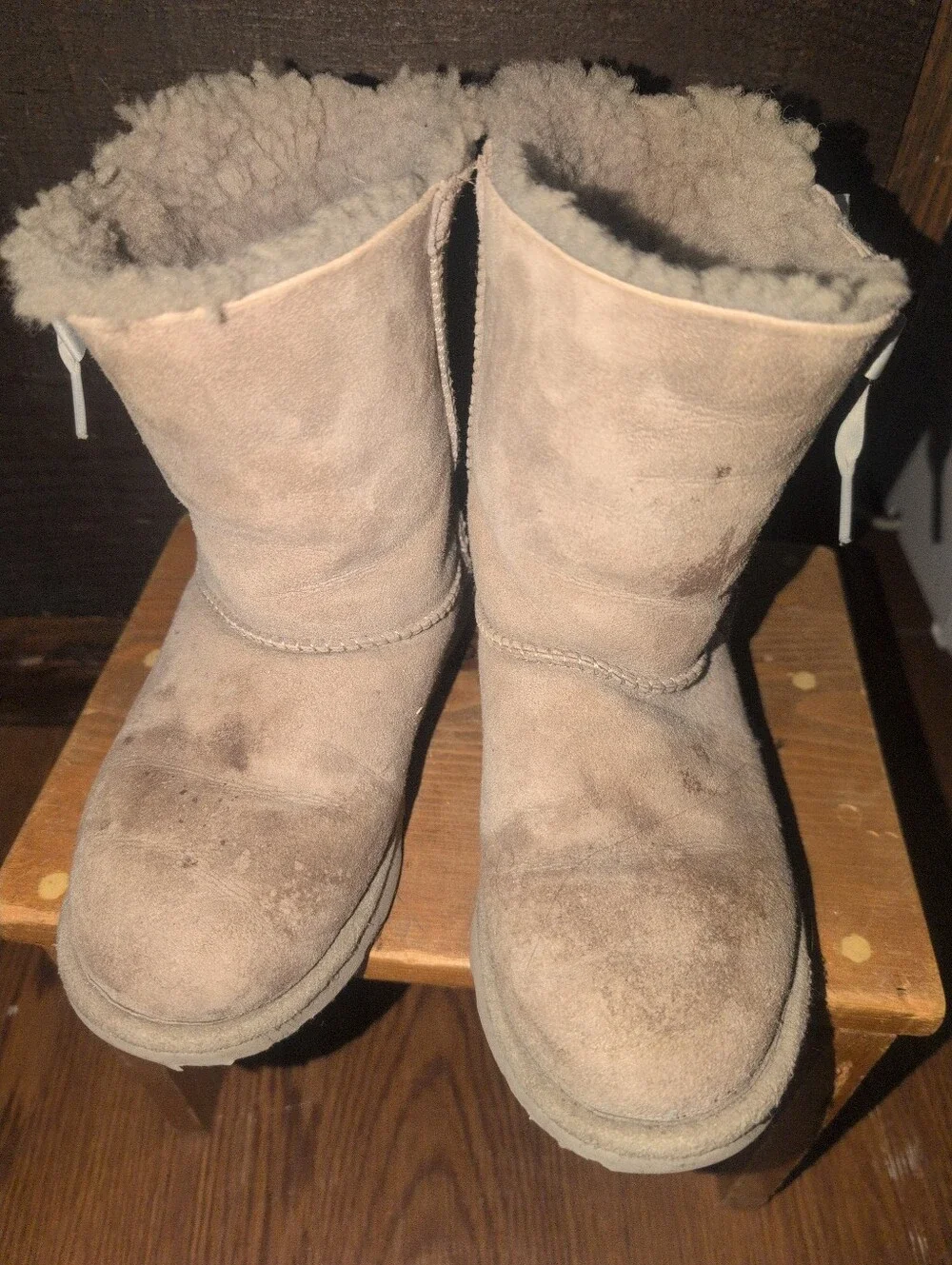 Ugg Youth Size 4 Boots